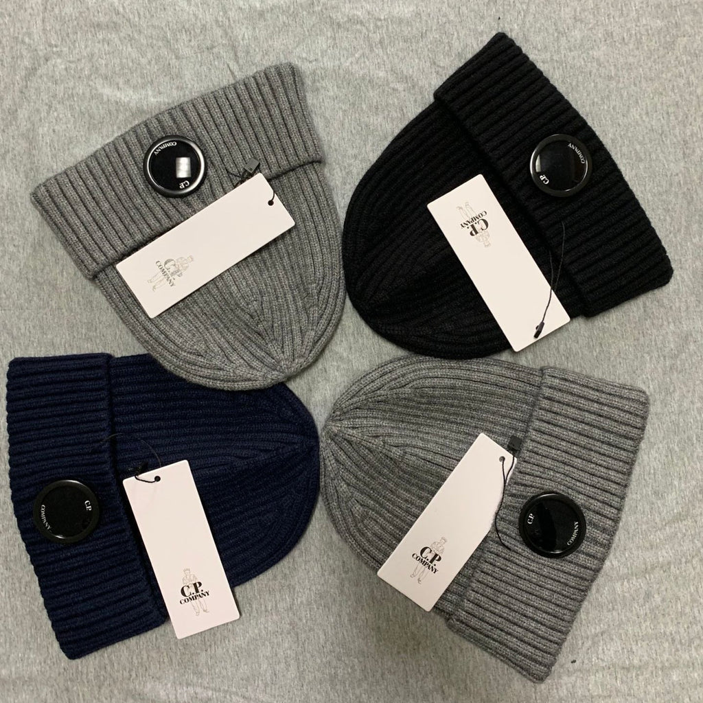 Ribbed Beanie with Lens Detail - draft