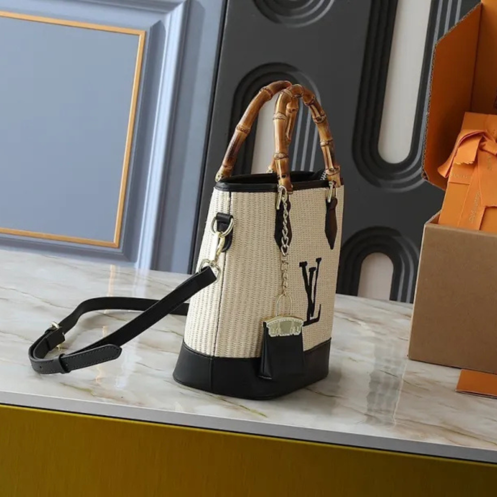 Natura Elegance Tote