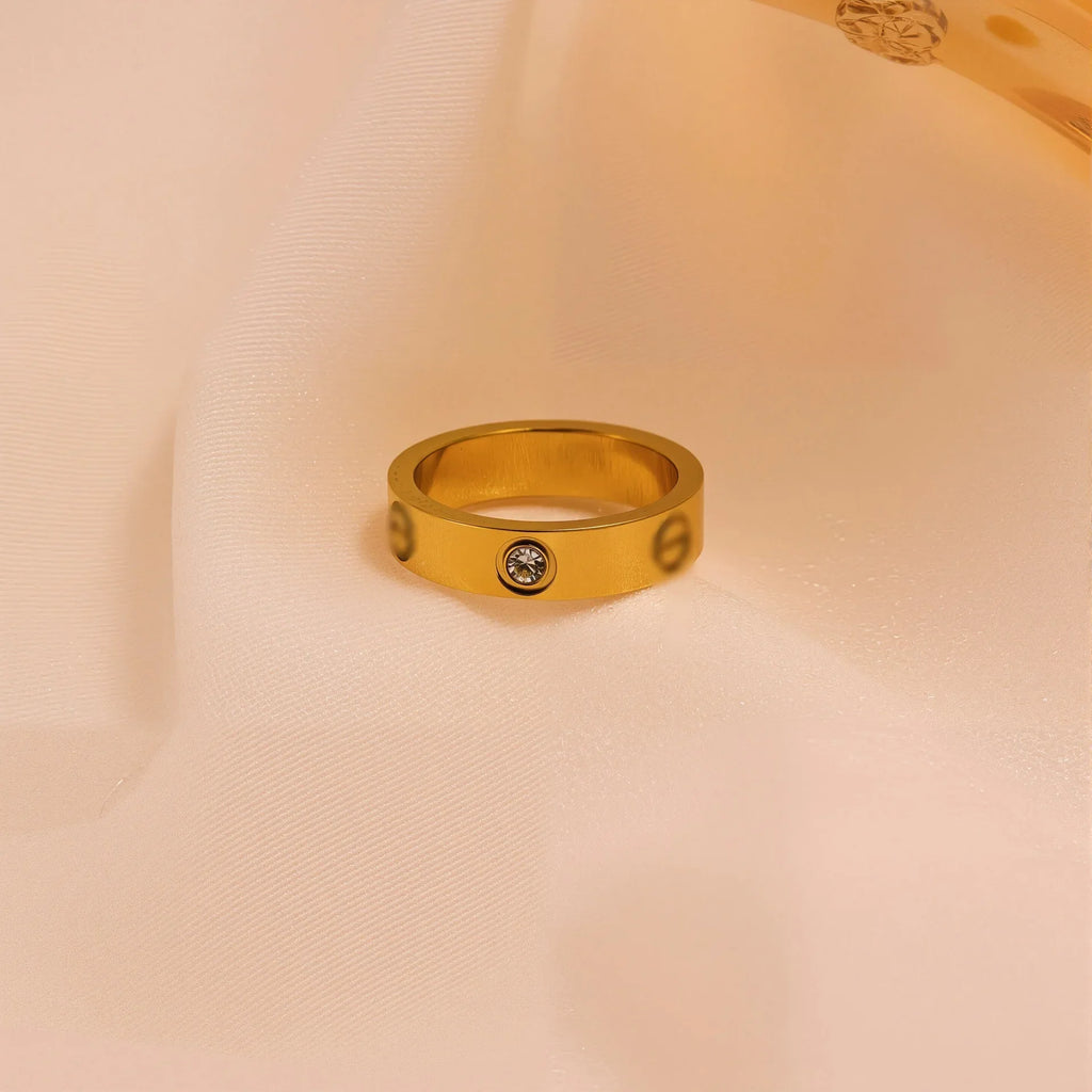 Minimal Crystal Band Ring - draft