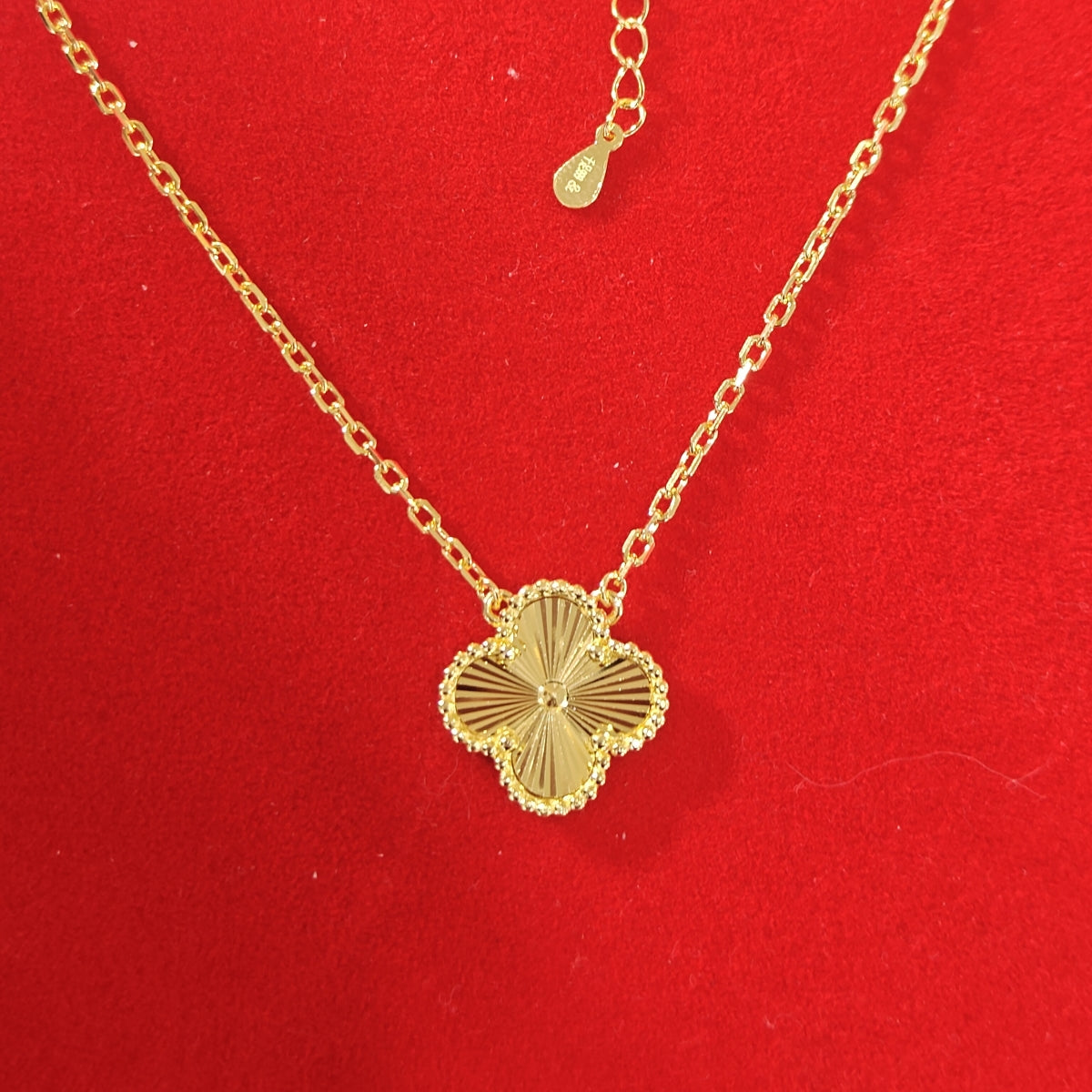 Four-Leaf Gold Plated Pendant Necklace - draft