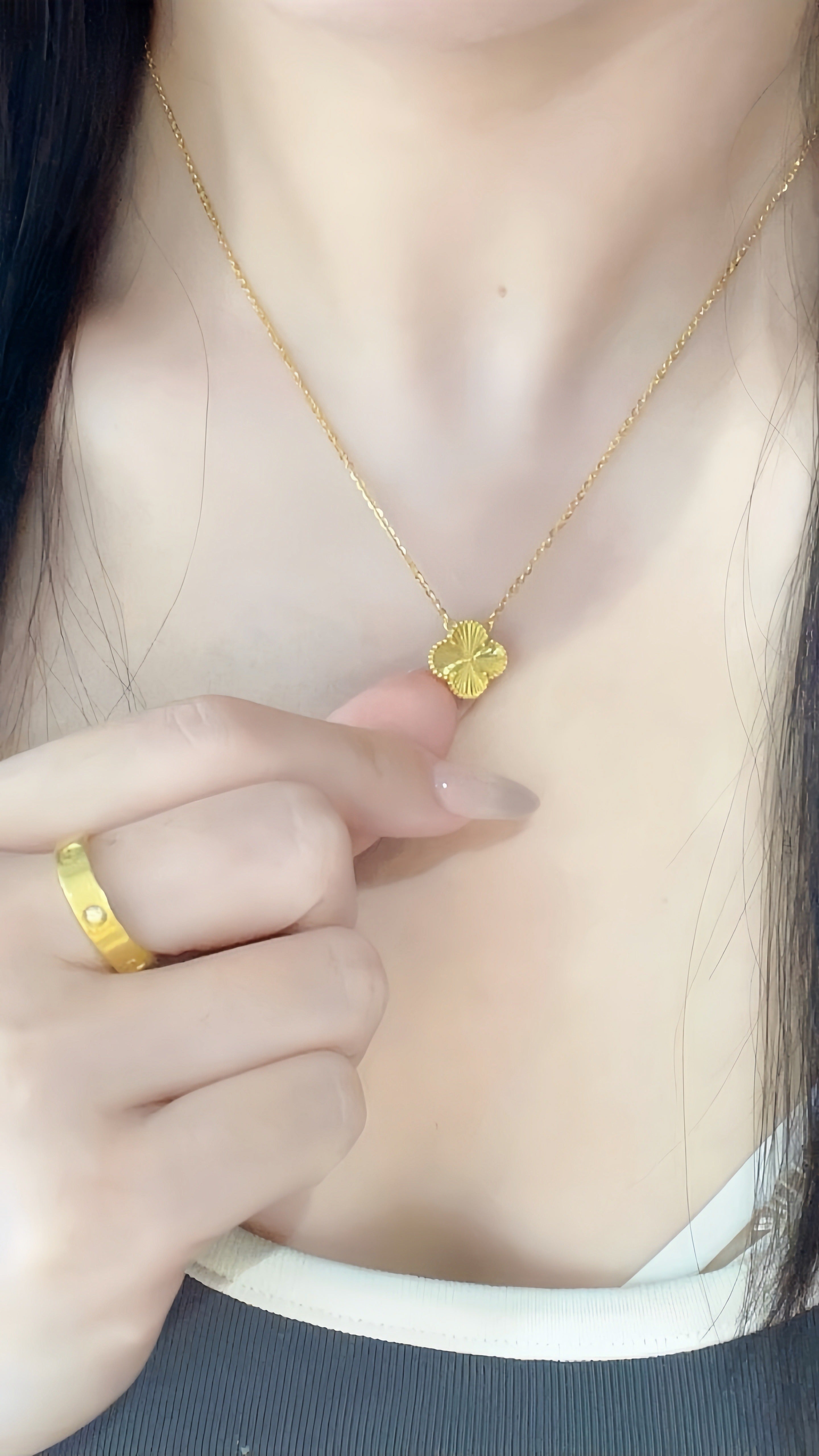 Four-Leaf Gold Plated Pendant Necklace - draft