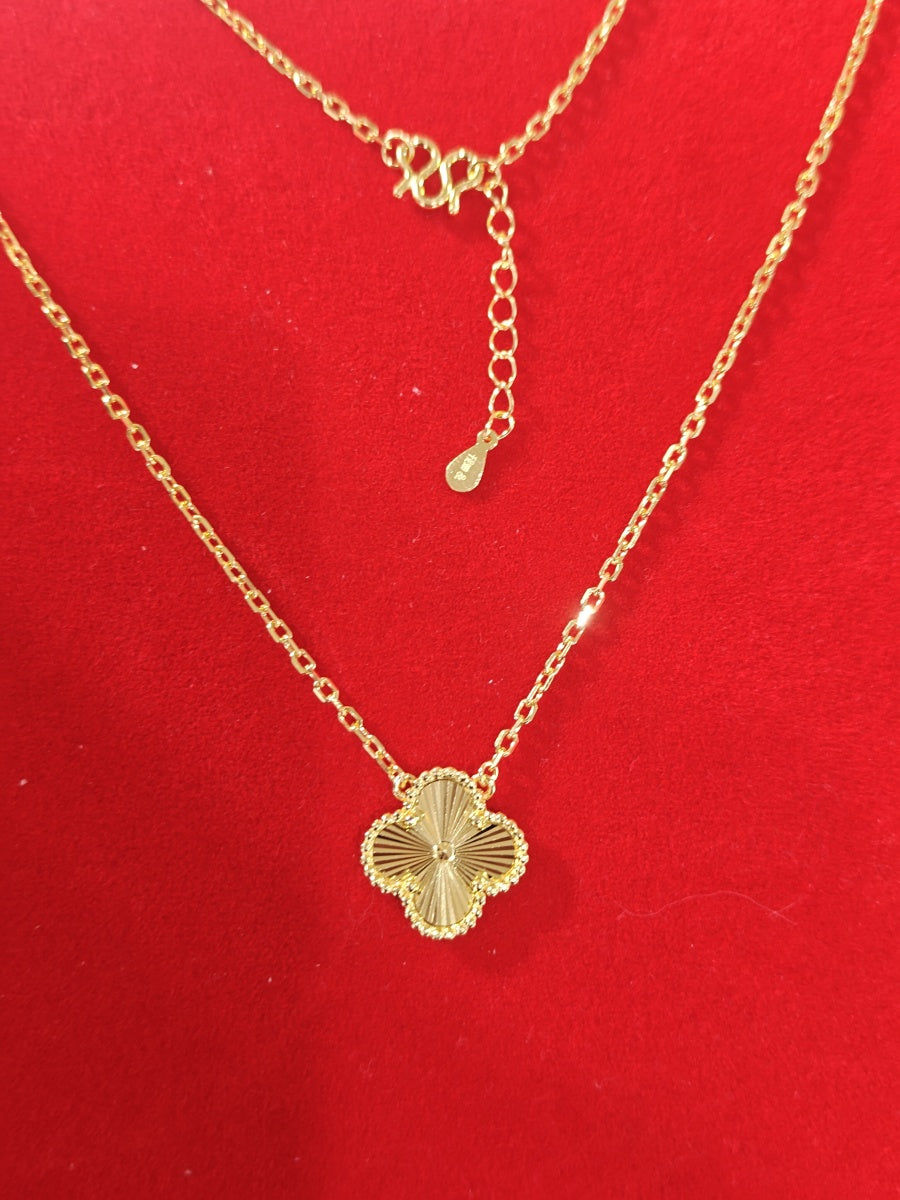Four-Leaf Gold Plated Pendant Necklace - draft