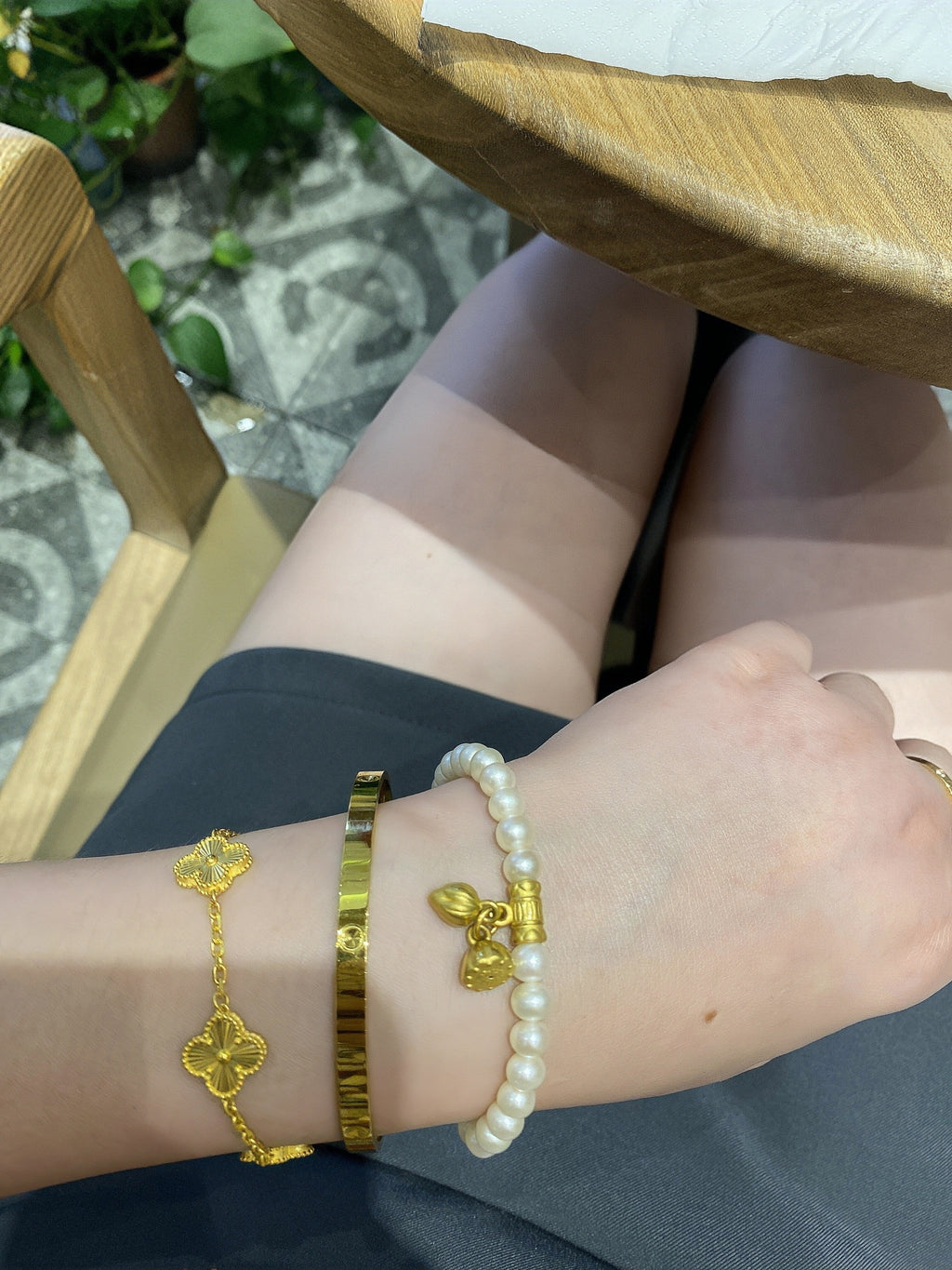 Five-Flower Gold-Plated Bracelet - draft