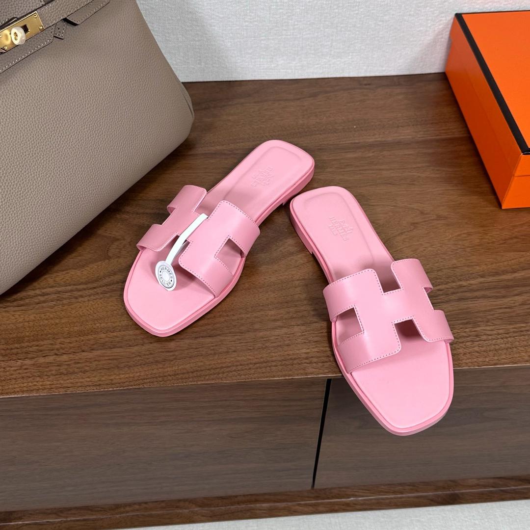 Iconic H-Detail Flat Sandals