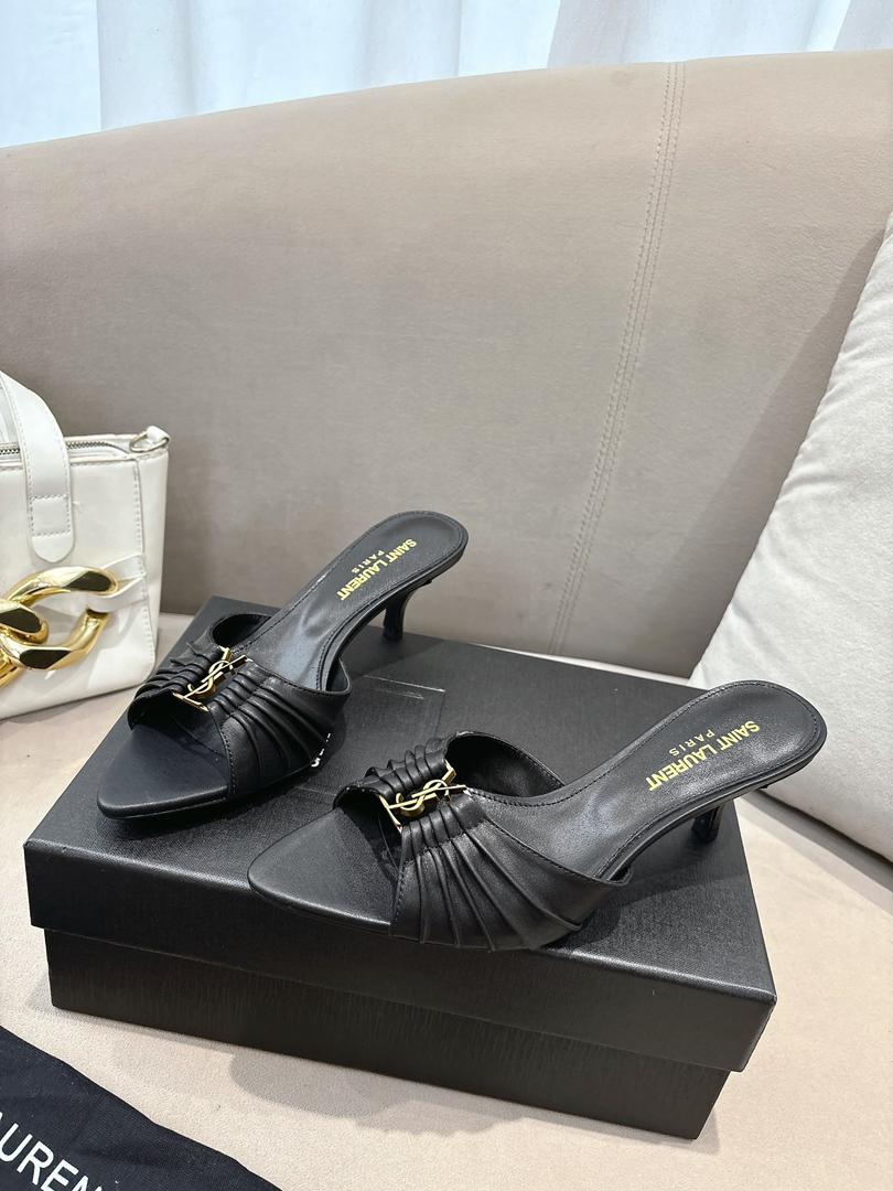 Elegant Open-Toe Heeled Mules