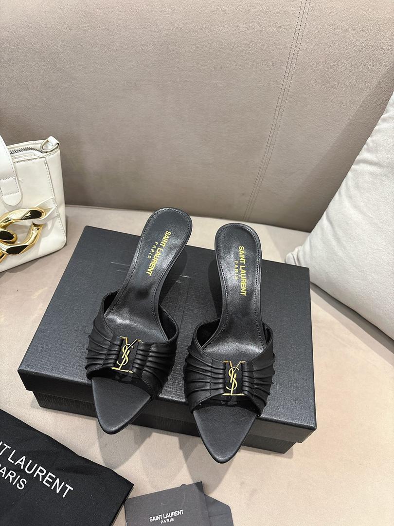 Elegant Open-Toe Heeled Mules