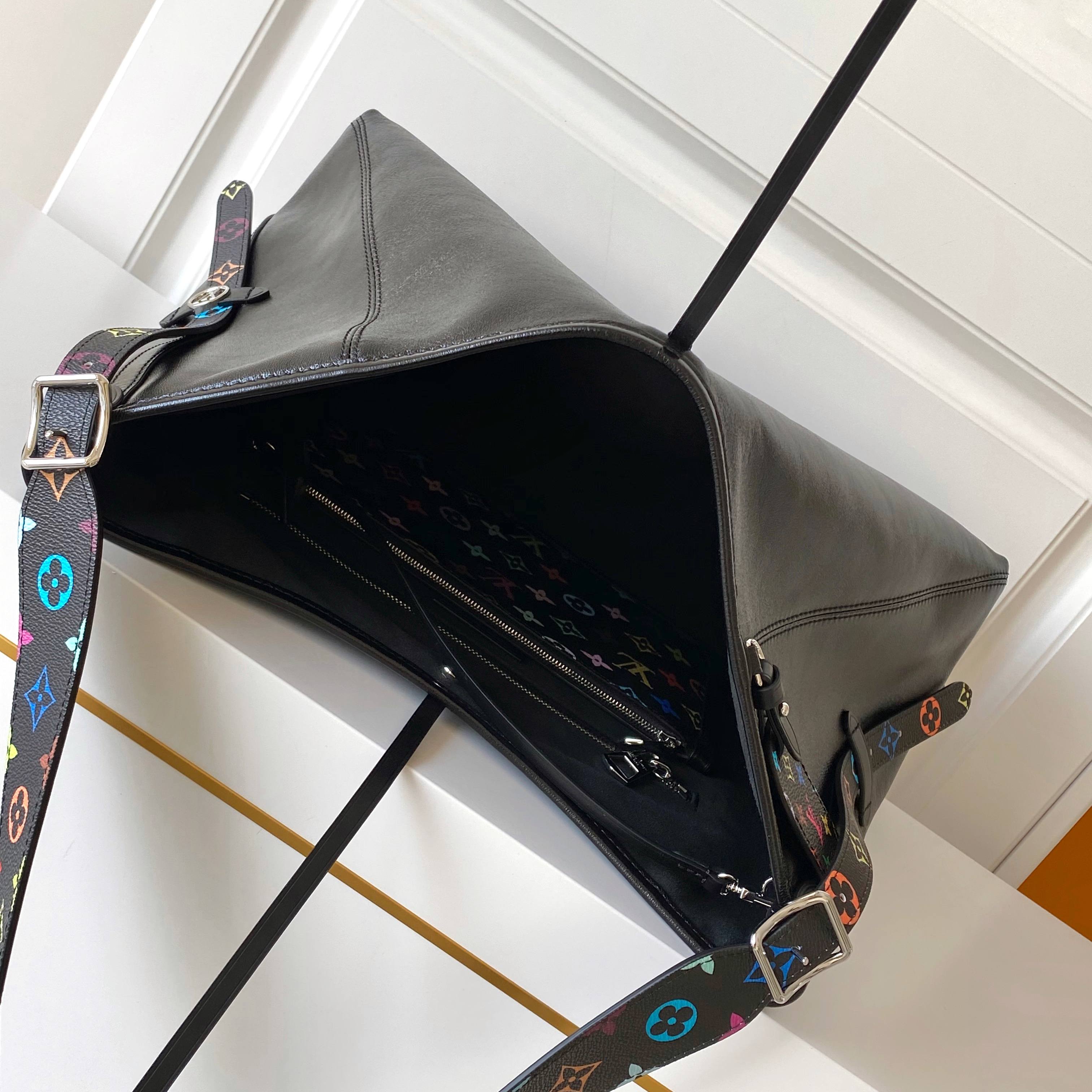 Black Tote