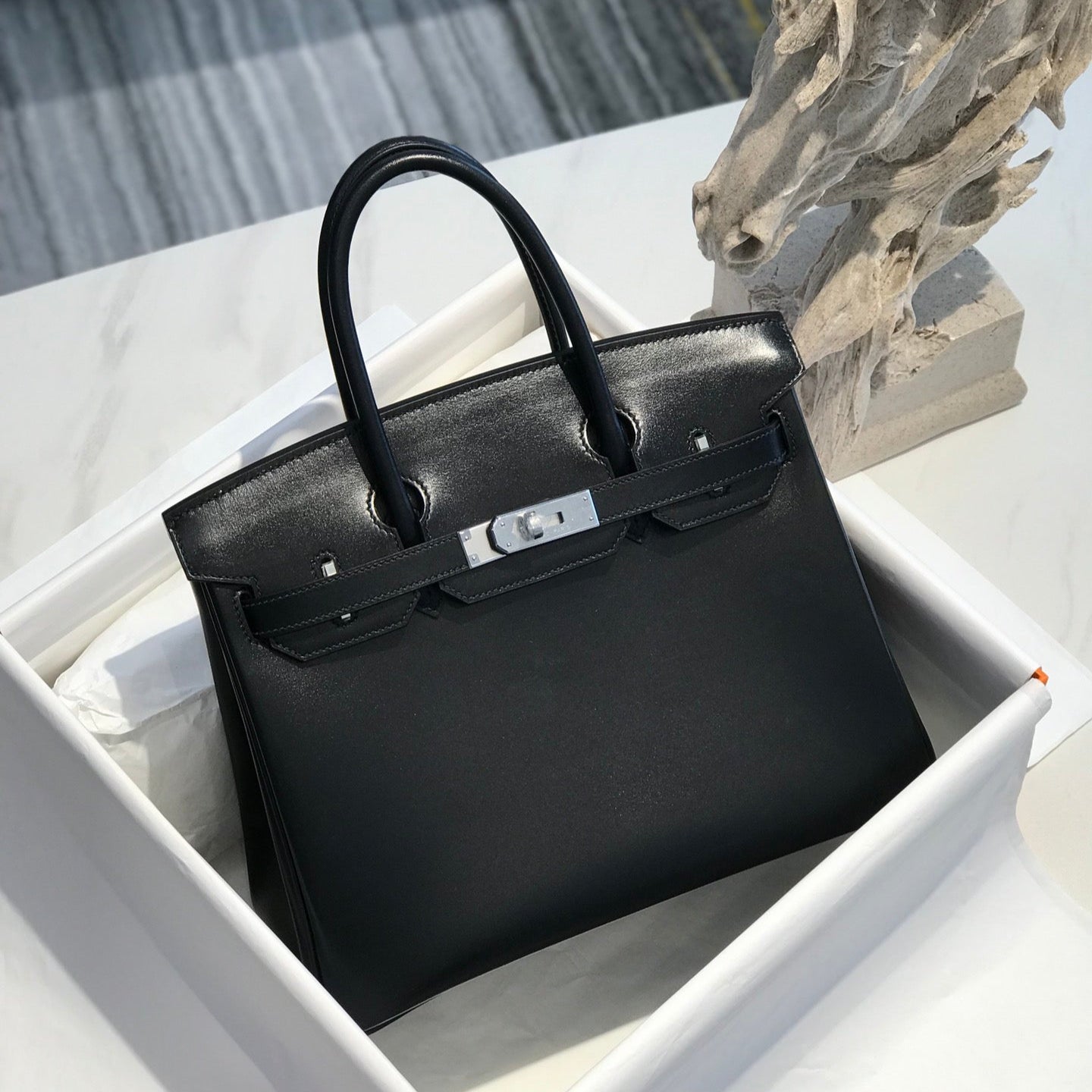 Black Leather Bag 30 - draft