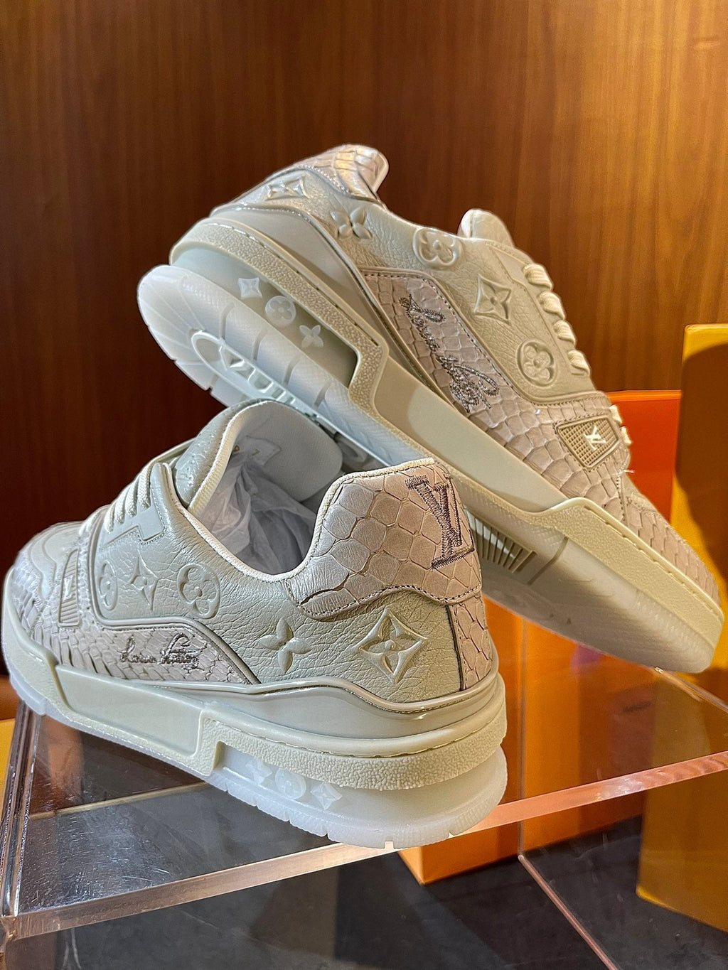 Limited Edition Snake-Pattern Embroidered Trainers - draft