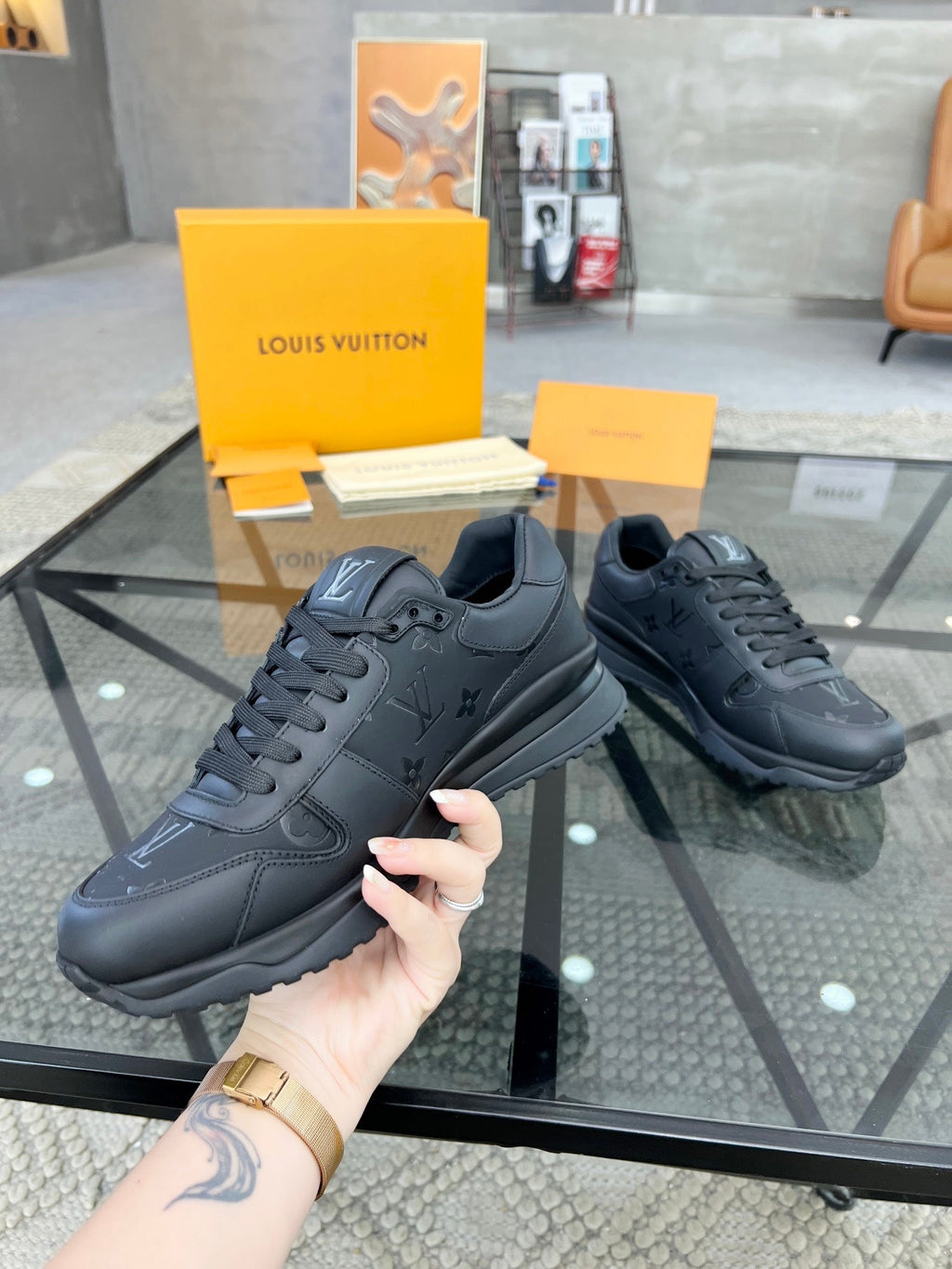 Premium Italian Leather Street-Style Sneakers - draft