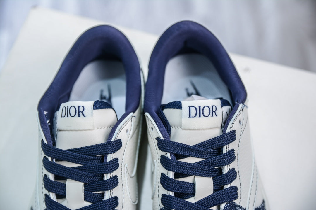 Limited Edition Low-Top Sneakers - draft