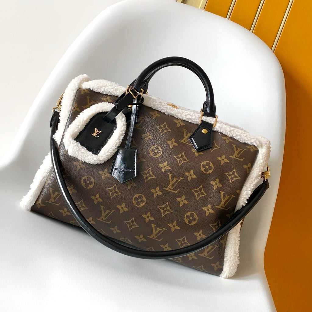 Leather Bag with Soft Trim - draft